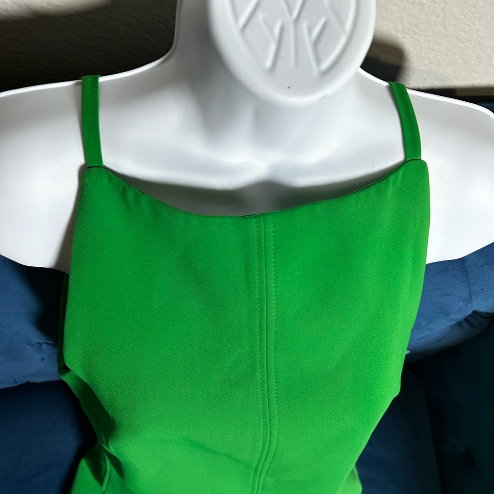 Vibrant Strapless Dress in Green - Picture 4 of 7